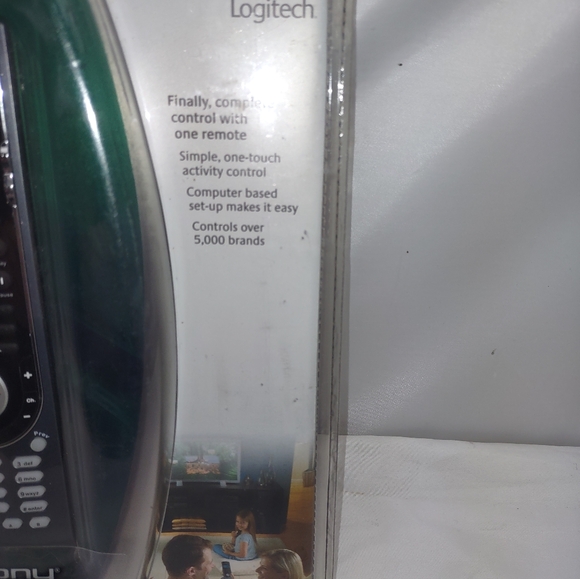 Logitech Harmony 550 Universal Advanced Remote Control All in One Programmable - Picture 3 of 5